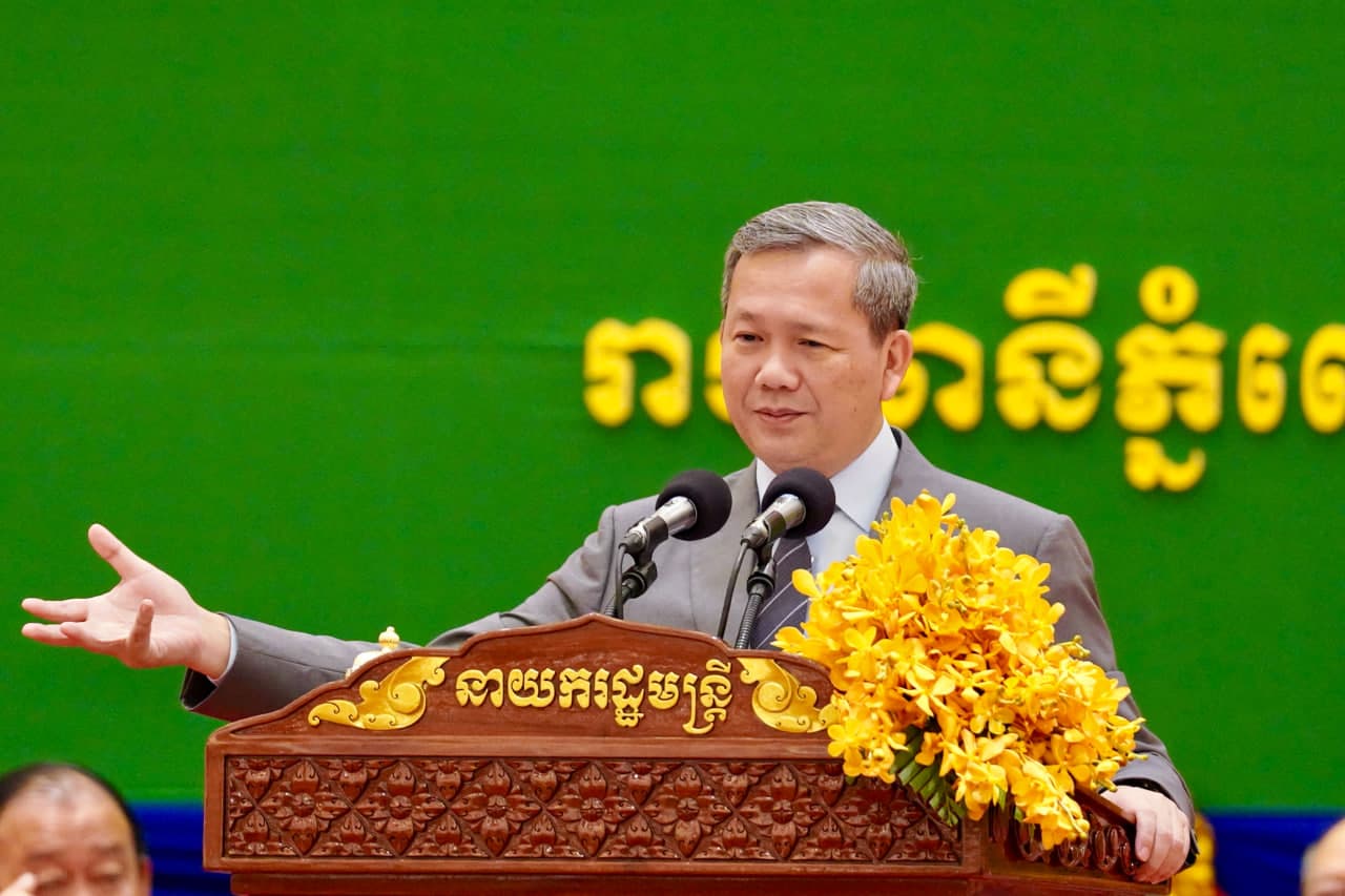 ព្រឹកថ្ងៃនេះ សម្តេចមហាបវរធិបតី ហ៊ុន ម៉ាណែត អញ្ជើញជួបសំណេះសំណាល ជាមួយសិស្សនិទ្ទេស A