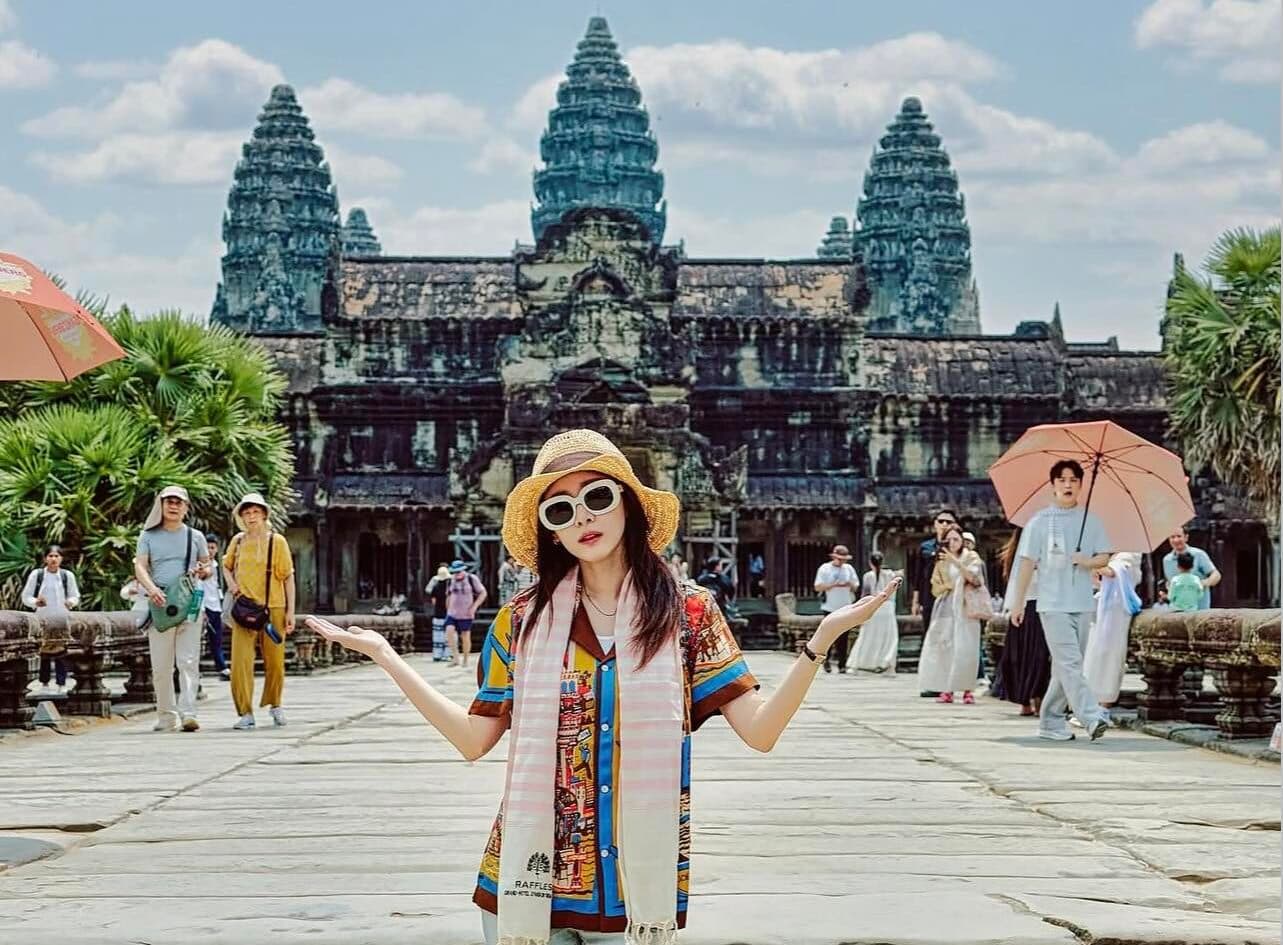 Sandara Park បង្ហោះរូបភាពខ្លួននៅតំបន់អង្គរ លើ Instagram ទាក់ទាញការចាប់អារម្មណ៍ខ្លាំងពីអ្នកគាំទ្រ