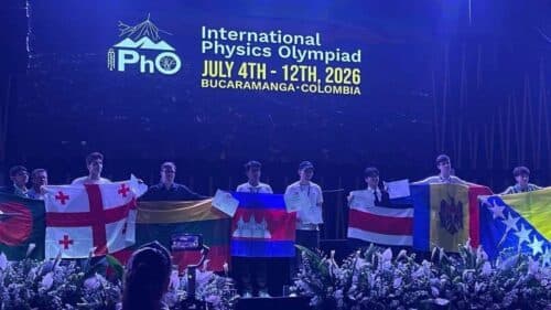អបអរសាទរ! ង៉ែត បញ្ញាឧត្តម ដណ្ដើមបានពានរង្វាន់កិត្តិយស ការប្រកួតប្រជែងរូបវិទ្យាអូឡាំព្យាដអន្តរជាតិលើកទី៥៦
