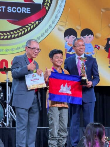 ស្រ៊ុន វីរៈបុត្រ ដណ្ដើមបានមេដាយ និងពានរង្វាន់ សរុប ៦៦ លើកស្ទួយមុខមាត់កម្ពុជាលើឆាកអន្តរជាតិ