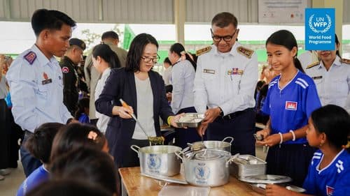 កុមារមិនគួរត្រូវរៀនរស់នៅជាជនភៀសសឹកទេ៖ តើពេលណាទើបកុមារជនភៀសសឹកកម្ពុជាអាចវិលត្រឡប់ទៅផ្ទះនិងសាលារៀនរបស់ពួកគេបាន?